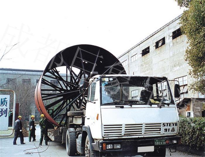 承運(yùn)二重峨眉水泥廠水泥罐.jpg 承運(yùn)二重峨眉水泥廠水泥罐.jpg