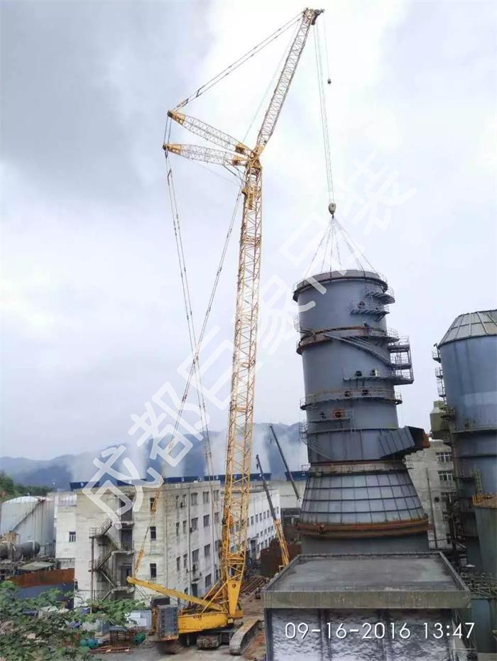 貴州桐梓脫硫設(shè)備吊裝_副本.jpg 貴州桐梓脫硫設(shè)備吊裝_副本.jpg