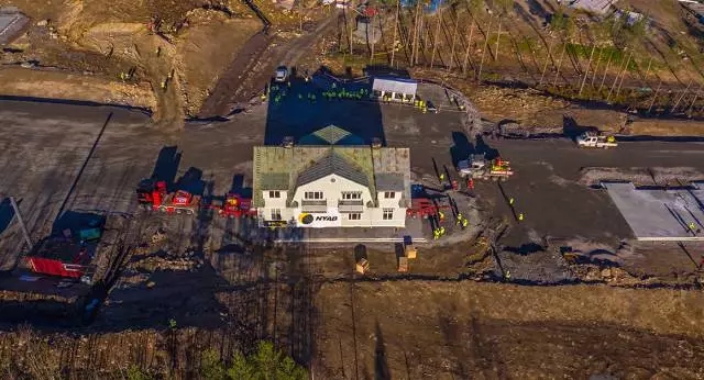 11.17.webp.jpg 11.17.webp.jpg